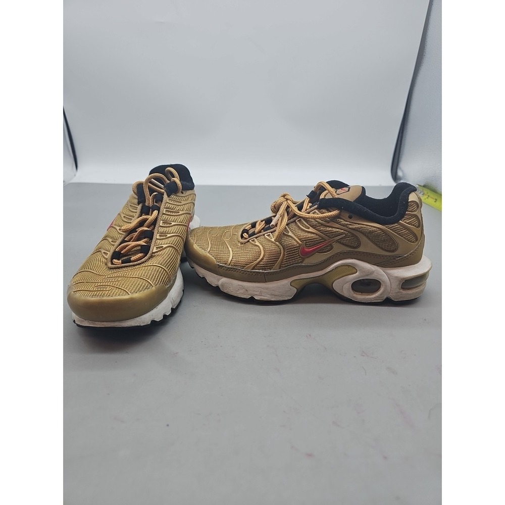 Nike Air Max Plus Boys‎ 3.5Y TN BG Metallic Gold Red Reflective AR0259-700